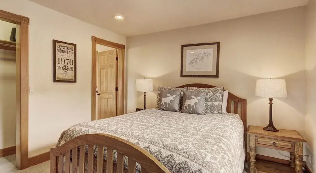 201 Mill Creek (72 River Run Road) 4 Bedroom Condo by RedAwning, Забронировать Апартаменты/квартира Отели Кистон с бассейном, Бассейн
