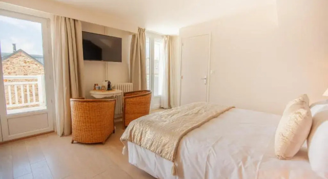 Номер Deluxe Hôtel des Isles