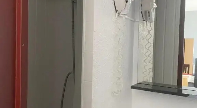 Номер Standard LHexagone