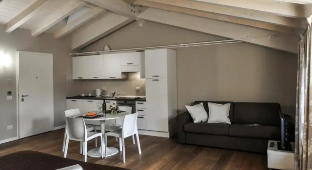 Студия Belvivere Suites