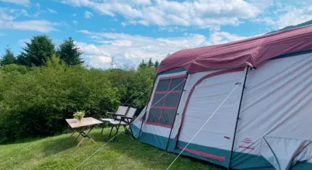 Тент Jiuzhaigou Yunfengli International Outdoor Camp