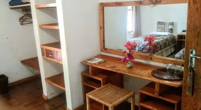 Ruwa River Herbal Clinic & All-Inclusive Oasis Spa Resort, Rezerwuj Ośrodek wypoczynkowy Harare Zimbabwe