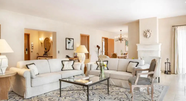 Вилла Terre Blanche Hotel Spa Golf Resort