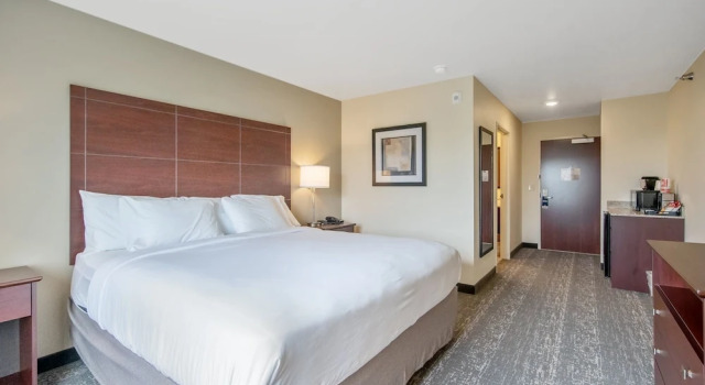 Standard Doppel Zimmer mit Seeblick Cobblestone Hotel & Suites - Two Rivers