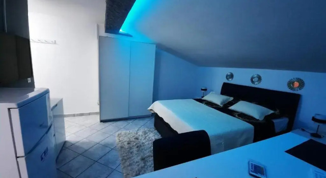 Apartments Verka