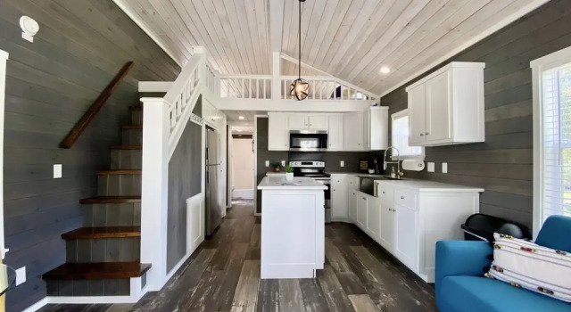 Tiny Home Retreat-resort Amenities-1 Mile to Fred!