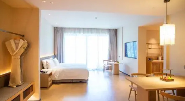 Двухместный люкс с балконом Longyou Tianyuan Resort