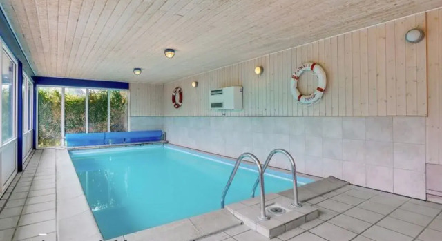 "Balthasar" - 600m from the sea in Lolland, Falster and Mon, Prenota Hotel Hotel a Falster con piscina, Piscina