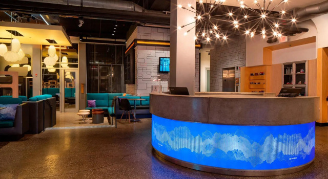 Aloft by Marriott Rogers-Bentonville, Забронировать Отель Отели Бентонвилл с бассейном, рядом с Horsebarn Trailhead, Бассейн
