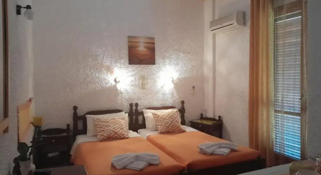 Двухместный номер Standard с балконом Artemis Rooms