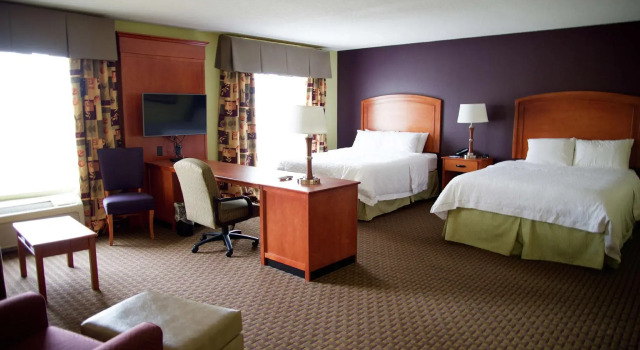 Четырёхместная студия Hampton Inn & Suites Moline-Quad City Intl Aprt
