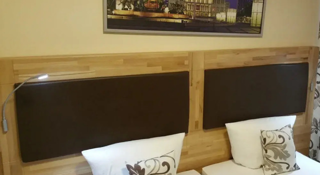 Karli Suites Leipzig, Prenota Hotel Hotel a Sassonia con parcheggio, Parcheggio