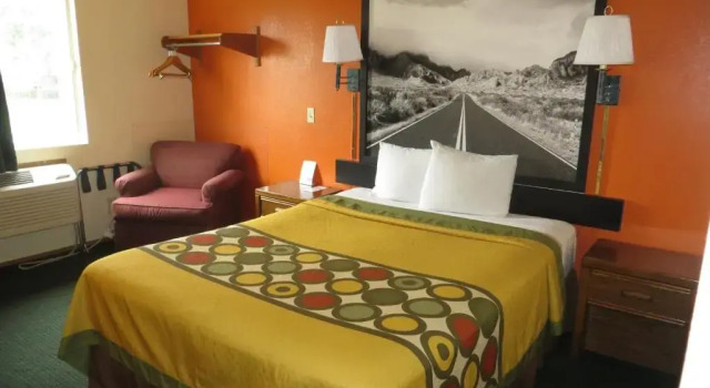 Номер Standard Super 8 by Wyndham Waco University Area