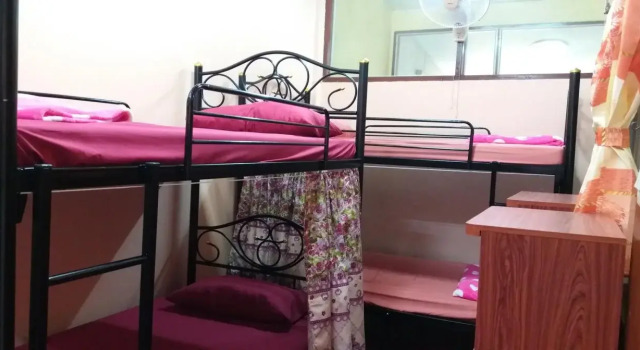 Lucky House Phra Sing Chiangmai - Hostel, Забронировать Хостел Хостелы Чиангмай, рядом с Chiangmai Ram Hospital, Хостел