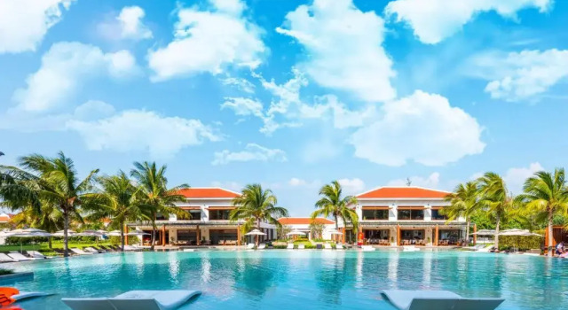 Вилла Desirable Beach Pool Villa