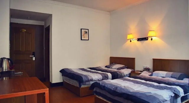Mount Huangshan Tangkou 30 degrees north latitude Inn