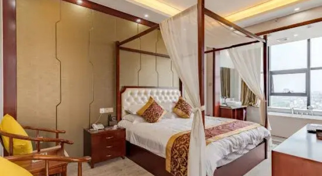 Тент Shuya Business Hotel