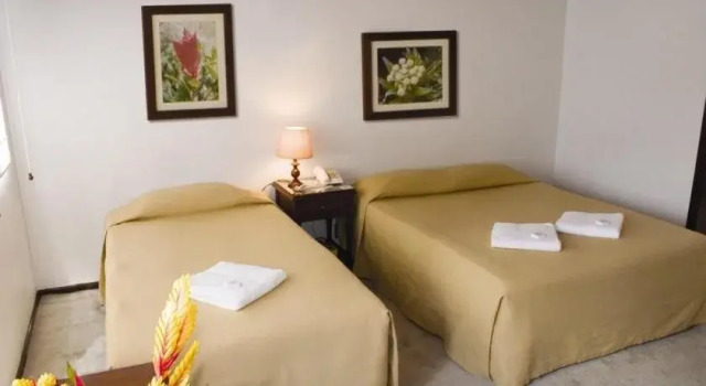 Hostal De Federman, Забронировать Отель Отели Богота с парковкой, рядом с Centro Comercial Galerias, Парковка