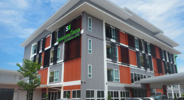 Suksomboon Hotel
