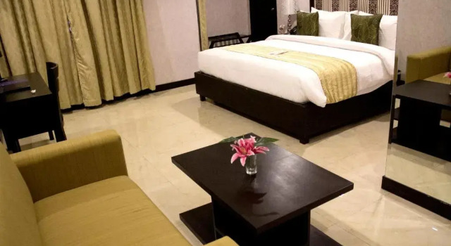 Полулюкс Azzurro Hotel