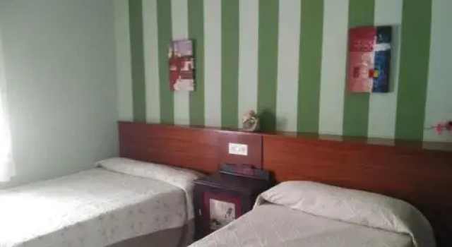 Hostal Restaurante Milan Ii, Varaa Hotelli San Clemente Cuenca Province
