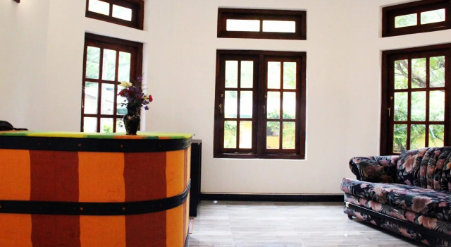 Lizzie Villa Guest House