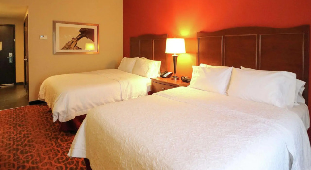 Четырёхместный номер Standard Hampton Inn Columbus-South