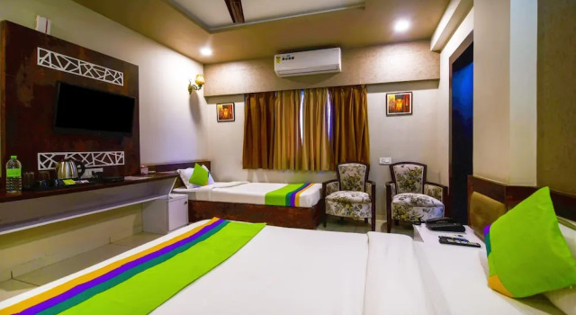 Signature Planet By OYO Rooms