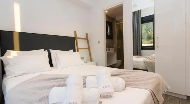Апартаменты The View Sofas Apartments