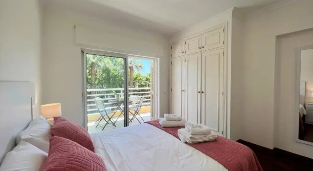 Апартаменты Vilamoura Central 2 With Pool by Homing