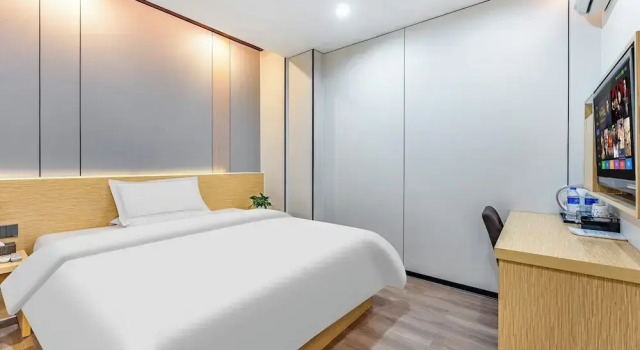 Двухместный номер Classic Guangzhou Kaiyue Hotel Luoxi Metro Station Branch