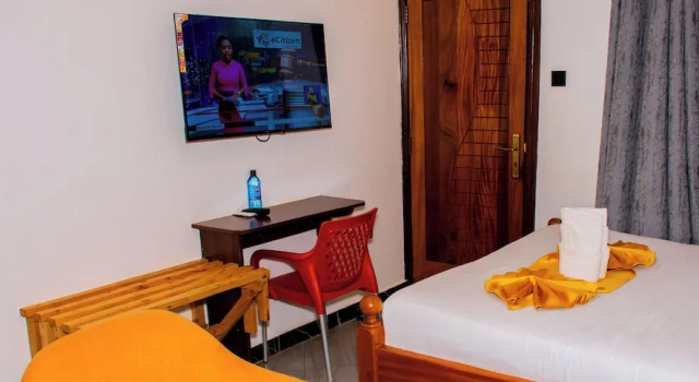 The Grand Brystal Hotel, Book Hotel 3-stjernede hoteller i Busia, 3*