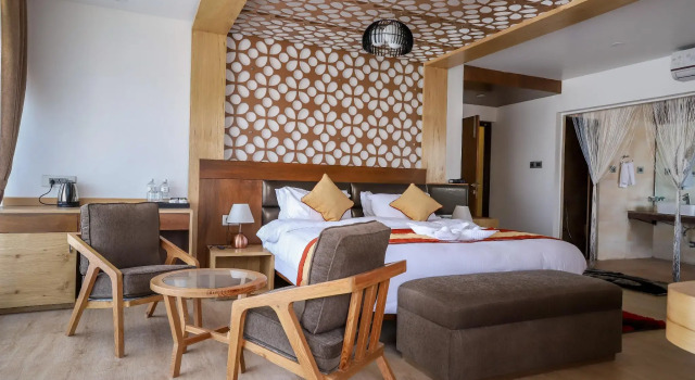 Retro Hotel and Spa