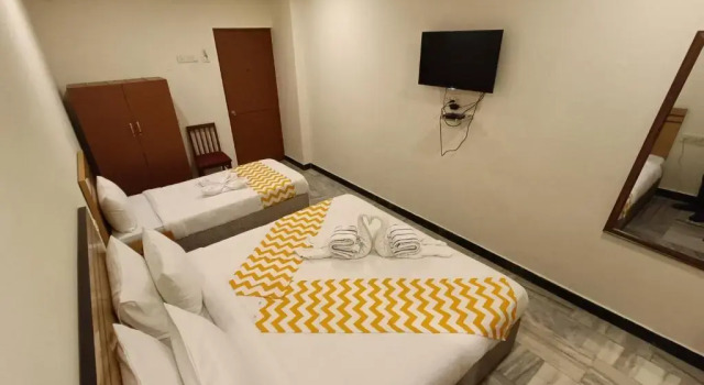 Трёхместный номер Deluxe GT Grande Hotel-Near US Consulate