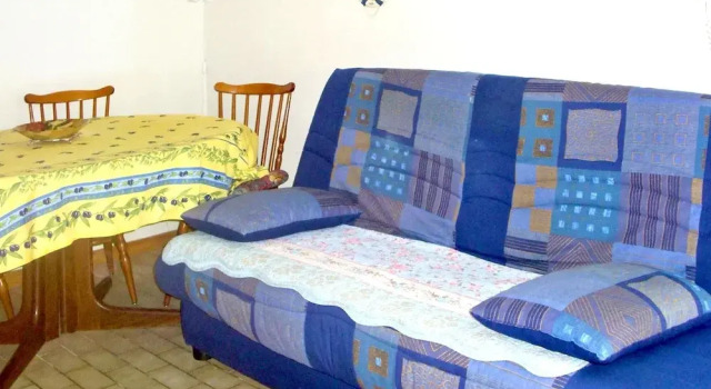House With 2 Bedrooms in Hourtin, With Enclosed Garden - 11 km From th, Rezervasyon Otel Hourtin Gironde