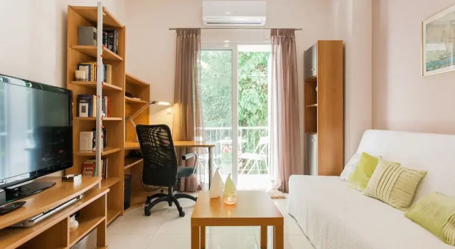 Central Apartment at Plaka 1 bed for 2 pers, Забронировать Апартаменты/квартира Апартаменты Афины, рядом с Theocharakis Foundation, Апартаменты/квартира