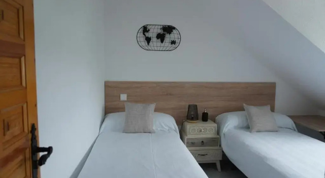 Hostal La Biela 43, Rezerwuj Hotel  