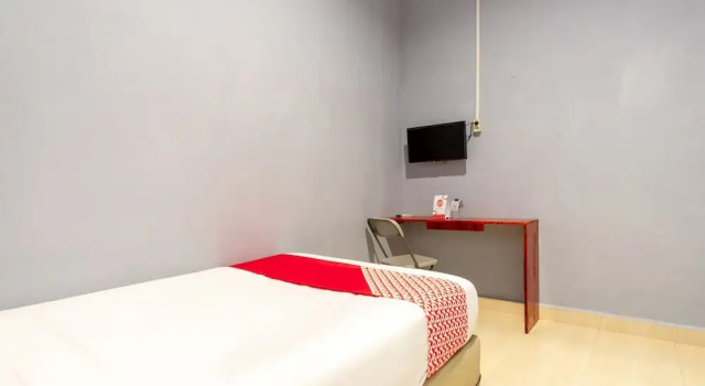 Yvel Homestay by OYO Rooms, Rezerwuj Hotel Medan Sumatra
