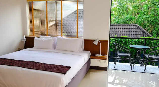 Двухместный номер Deluxe с видом на окрестности The Umbrella House