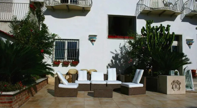 Mandetta Hotel