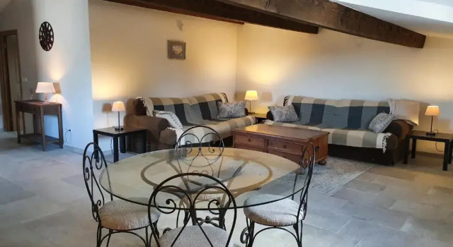 Апартаменты 'Au Coeur des Vignes' - private apartment & garden