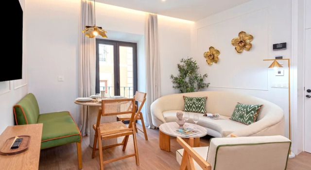 Apartment With Pool in Seville Gamazo Terrace II, Забронировать Апартаменты/квартира Севилья провинция Севилья, рядом с Торре-дель-Оро