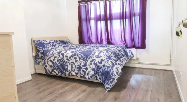Ponsonby House - Deluxe Double Room, Забронировать Отель Тауэр-Хэмлетс Лондон, рядом с London Fields Train Station
