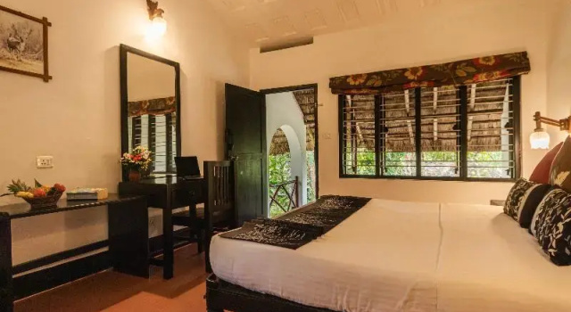 Двухместный номер Standard c 1 комнатой Amritara Shalimar Spice Garden Resort & Spa