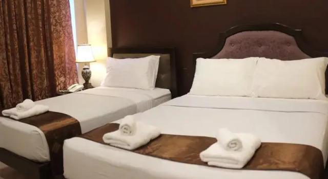 Трёхместный номер Deluxe Peridot Suites