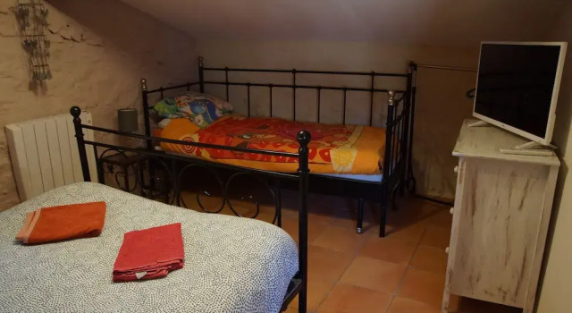 Семейный номер Standard Chambres d´Hôtes Prieuré dOrniols