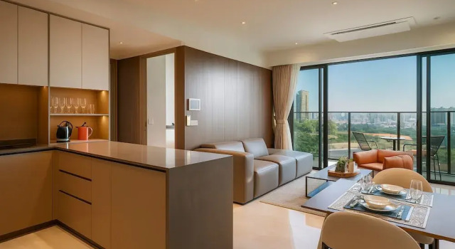 Апартаменты Royal с 2 комнатами с балконом и с видом на город The Metropole Luxury Residence by KayStay