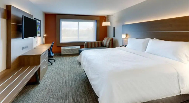 Четырёхместный номер Standard Holiday Inn Express & Suites Middletown - Goshen by IHG