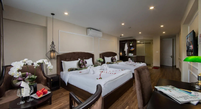 7S Hotel Splendid Pearlight Hanoi, Rezervovat Hotel Hotely v Ha Noi Municipality s bazénem, Bazén