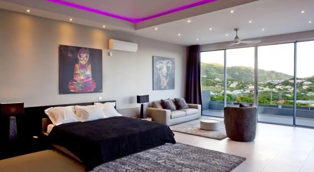 Contemporary Villa, Great Views, Pool, Hot Tub, AC, Free Wifi, Near Orient Bay Beach!